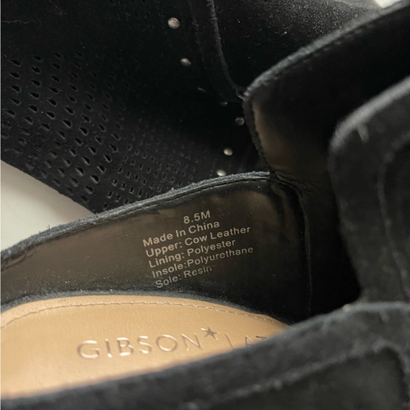 Gibson Latimer Black Suede Miles - Picture 3 of 7